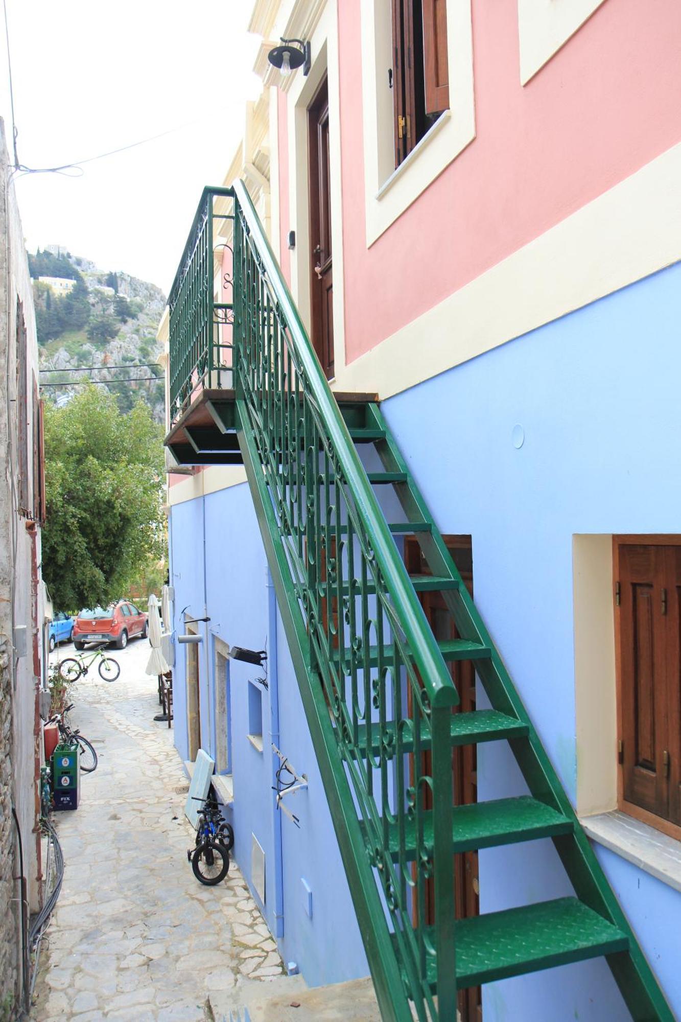 Main Square Apartment سيمي المظهر الخارجي الصورة